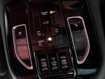 2025 Maserati GRECALE — миниатюра 37