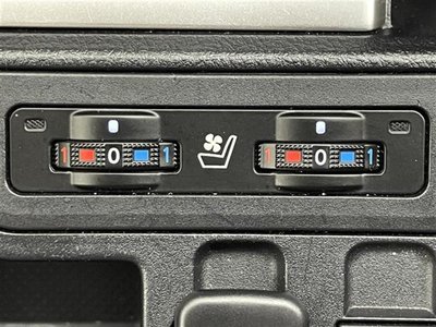 TOYOTA LAND CRUISER PRADO - 8