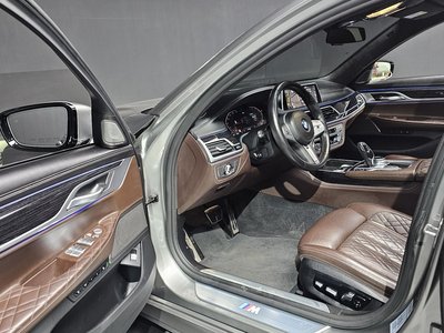 BMW 7 SERIES - 10