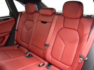 صورة مصغرة 13 لـ 2024 Porsche MACAN
