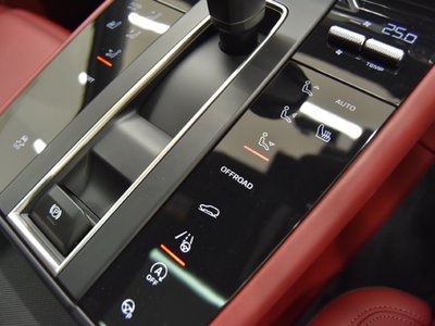 صورة مصغرة 15 لـ 2024 Porsche MACAN