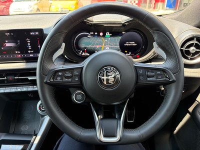 صورة 14 لـ 2025 ALFA Romeo TONALE
