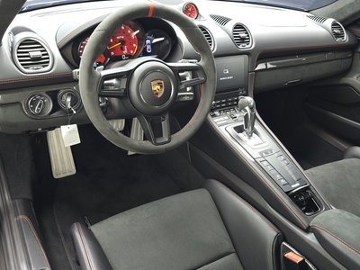 صورة 4 لـ 2023 Porsche 718