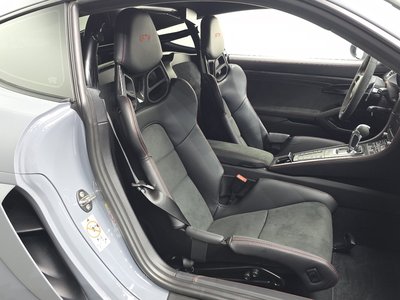 صورة مصغرة 11 لـ 2023 Porsche 718