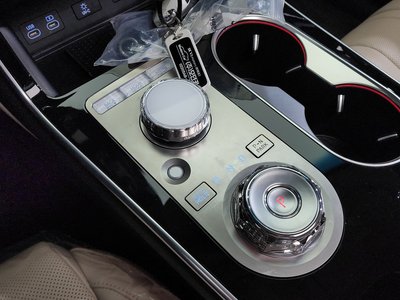 صورة مصغرة 12 لـ 2024 Genesis GV80