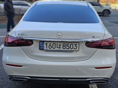 MERCEDES-BENZ E-CLASS - 3