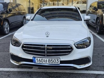 MERCEDES-BENZ E-CLASS - 1