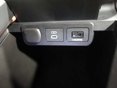 صورة مصغرة 26 لـ 2024 Toyota VELLFIRE