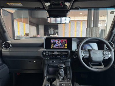 صورة مصغرة 59 لـ 2025 Toyota LAND CRUISER 250