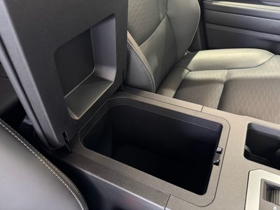 صورة مصغرة 75 لـ 2025 Toyota LAND CRUISER 250