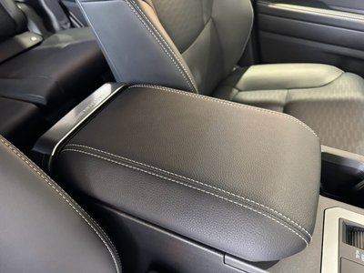 صورة مصغرة 74 لـ 2025 Toyota LAND CRUISER 250