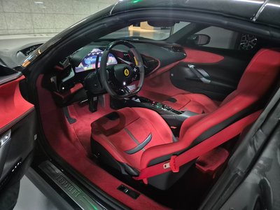 FERRARI SF90 - 10