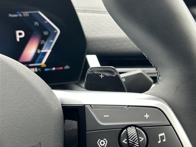 2025 BMW X2 — миниатюра 38