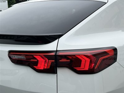 2025 BMW X2 — миниатюра 15
