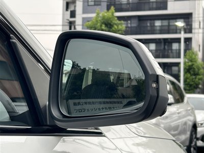 2025 BMW X2 — миниатюра 17