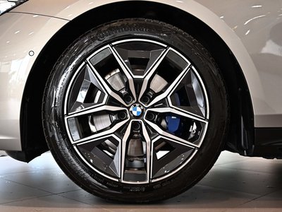 BMW 5 SERIES - 6