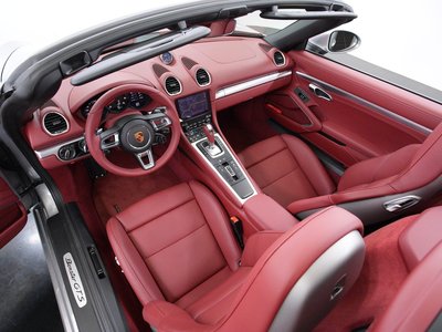2025 Porsche 718 缩略图 38