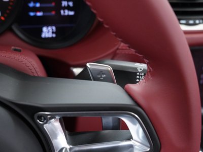 2025 Porsche 718 缩略图 42