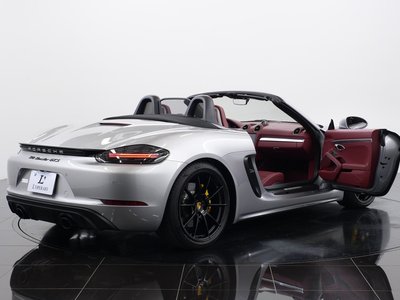 2025 Porsche 718 缩略图 29