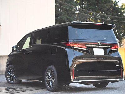 TOYOTA VELLFIRE - 9