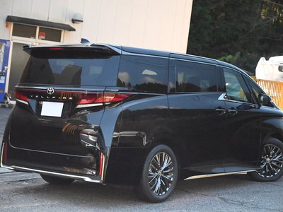 TOYOTA VELLFIRE - 10