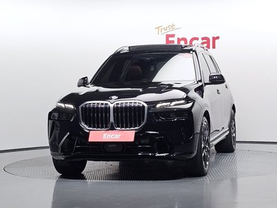 صورة 2 لـ 2024 BMW X7