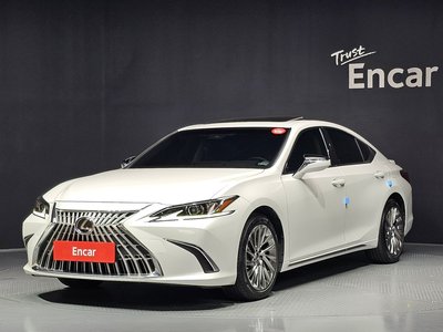 2025 LEXUS ES 照片 1