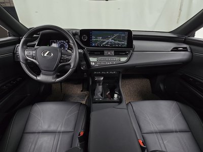 2025 LEXUS ES 照片 5