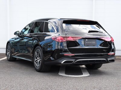 MERCEDES-BENZ E-CLASS WAGON - 10