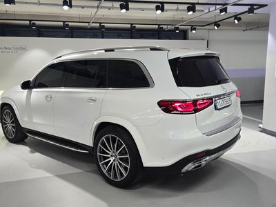MERCEDES-BENZ GLS - 2