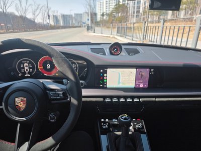 PORSCHE 911 - 8