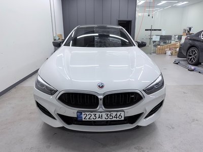 BMW 8 SERIES - 2
