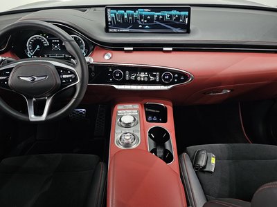 صورة 5 لـ 2022 Genesis GV70