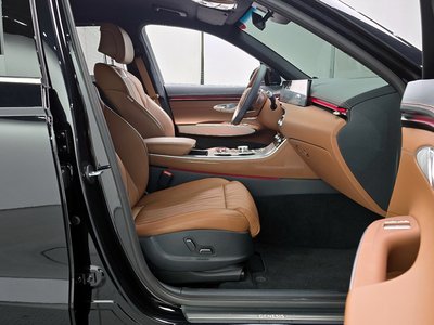 2025 Genesis GV70 — фото 10