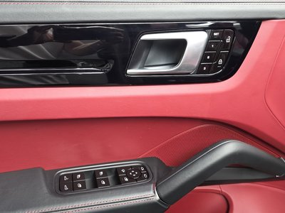 صورة مصغرة 25 لـ 2019 Porsche CAYENNE