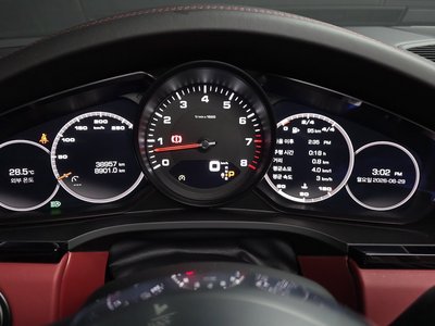صورة مصغرة 12 لـ 2019 Porsche CAYENNE