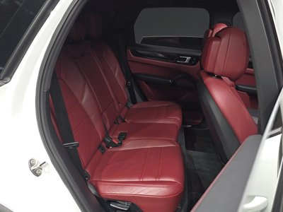 صورة مصغرة 18 لـ 2019 Porsche CAYENNE