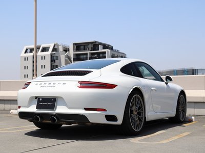 PORSCHE 911 - 9