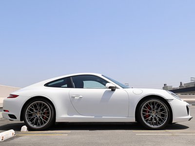 PORSCHE 911 - 10