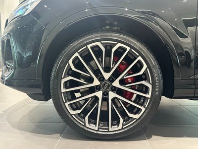 AUDI SQ7 - 6