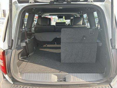 2024 Toyota LAND CRUISER 250 thumbnail 18
