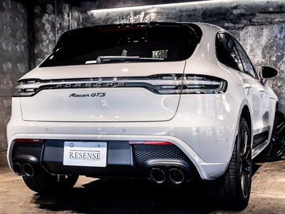 PORSCHE MACAN - 3