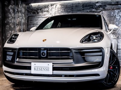 PORSCHE MACAN - 6