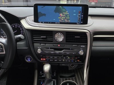 صورة مصغرة 31 لـ 2021 Lexus RX