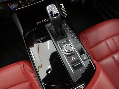 2019 Maserati LEVANTE 缩略图 12