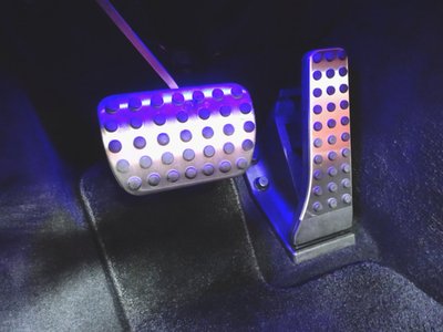 MERCEDES-BENZ SL AMG - 9