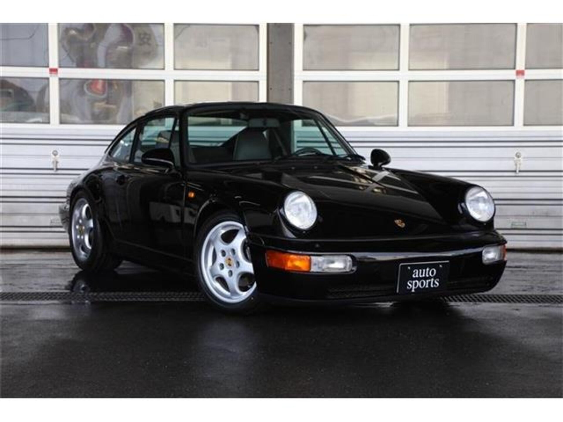 PORSCHE 911 - View 1