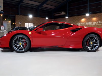 FERRARI F8 TRIBUTO - 5