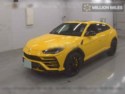 LAMBORGHINI URUS - 4