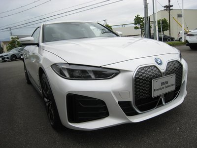 2025 BMW I4 thumbnail 47